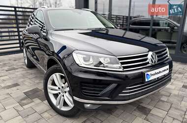 Внедорожник / Кроссовер Volkswagen Touareg 2017 в Ровно