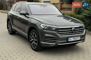 Позашляховик / Кросовер Volkswagen Touareg 2022 в Києві