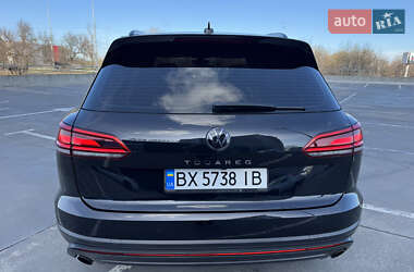 Внедорожник / Кроссовер Volkswagen Touareg 2021 в Киеве