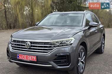 Внедорожник / Кроссовер Volkswagen Touareg 2020 в Калуше