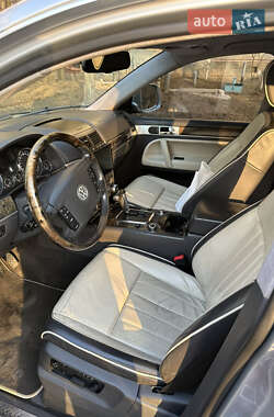 Позашляховик / Кросовер Volkswagen Touareg 2008 в 