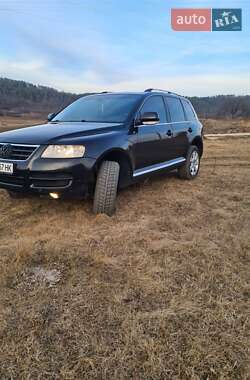 Позашляховик / Кросовер Volkswagen Touareg 2005 в 