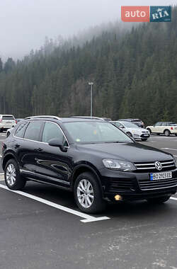 Позашляховик / Кросовер Volkswagen Touareg 2011 в Івано-Франківську