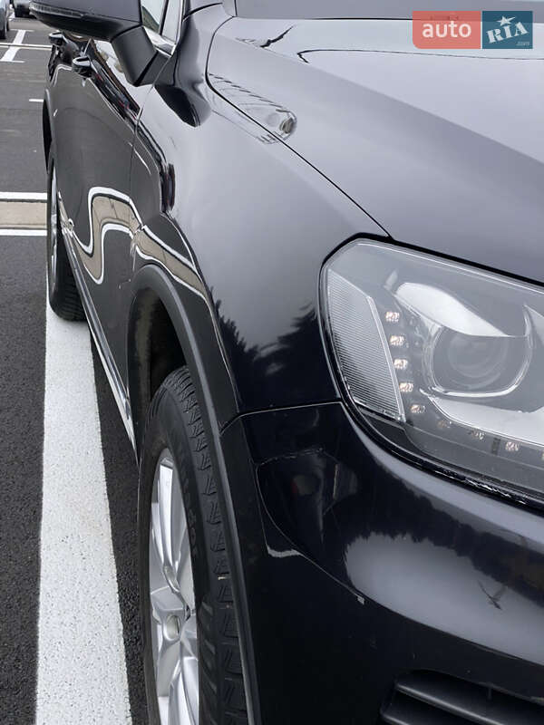 Внедорожник / Кроссовер Volkswagen Touareg 2011 в Ивано-Франковске