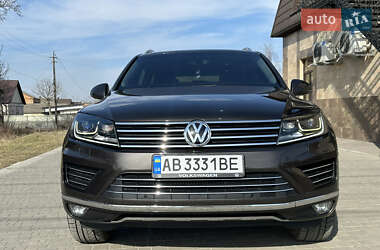 Позашляховик / Кросовер Volkswagen Touareg 2014 в 