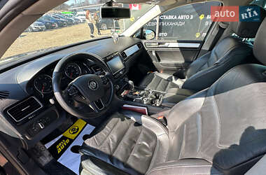 Внедорожник / Кроссовер Volkswagen Touareg 2014 в 
