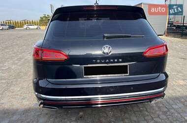Позашляховик / Кросовер Volkswagen Touareg 2022 в 