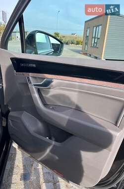 Позашляховик / Кросовер Volkswagen Touareg 2022 в 