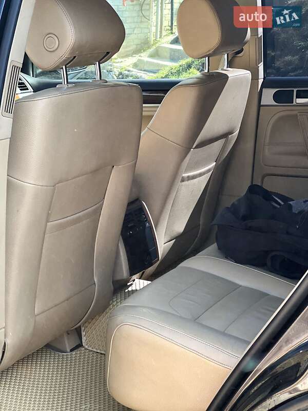 Позашляховик / Кросовер Volkswagen Touareg 2008 в Львові