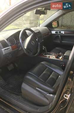 Внедорожник / Кроссовер Volkswagen Touareg 2006 в 