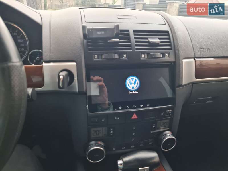 Внедорожник / Кроссовер Volkswagen Touareg 2007 в Великом Раковце
