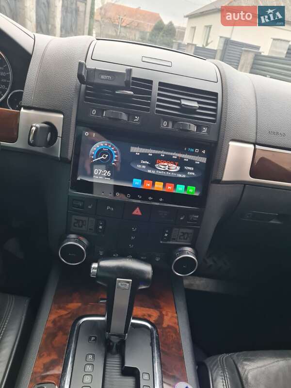 Внедорожник / Кроссовер Volkswagen Touareg 2007 в Великом Раковце