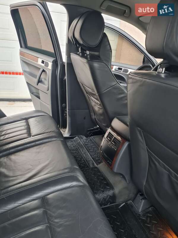 Внедорожник / Кроссовер Volkswagen Touareg 2007 в Великом Раковце