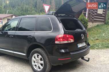 Внедорожник / Кроссовер Volkswagen Touareg 2006 в 