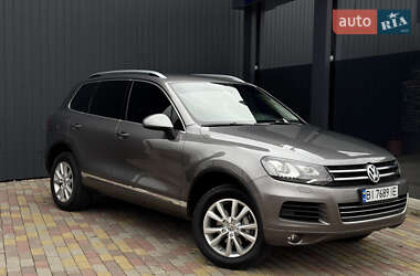 Внедорожник / Кроссовер Volkswagen Touareg 2012 в Краматорске
