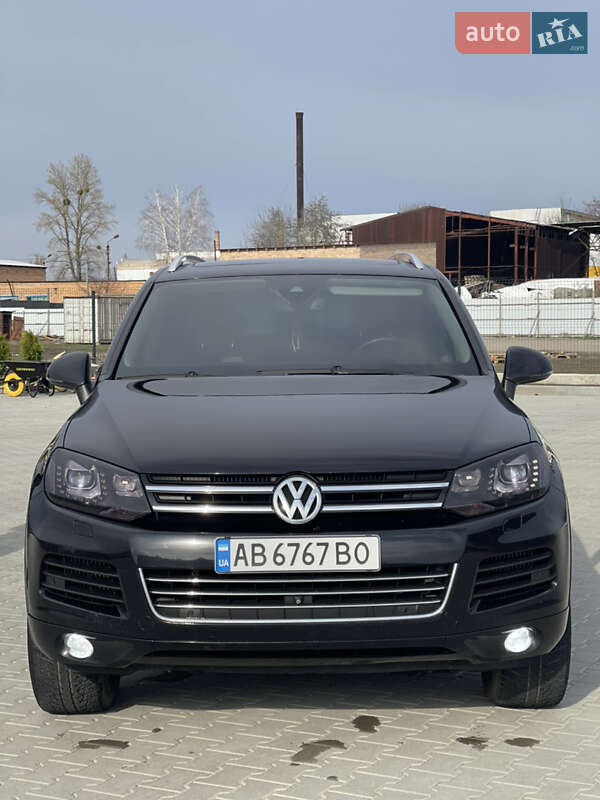 Внедорожник / Кроссовер Volkswagen Touareg 2010 в Виннице