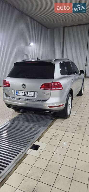 Внедорожник / Кроссовер Volkswagen Touareg 2014 в Хмельнике