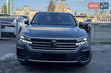Внедорожник / Кроссовер Volkswagen Touareg 2022 в 
