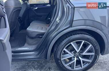 Внедорожник / Кроссовер Volkswagen Touareg 2022 в 
