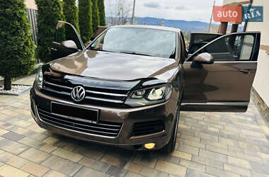 Внедорожник / Кроссовер Volkswagen Touareg 2011 в 