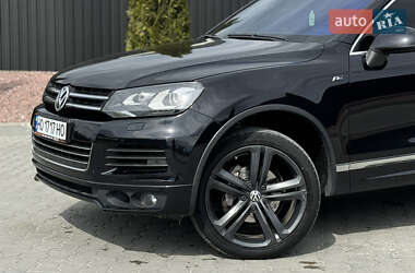 Внедорожник / Кроссовер Volkswagen Touareg 2013 в 