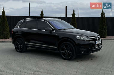 Внедорожник / Кроссовер Volkswagen Touareg 2013 в 