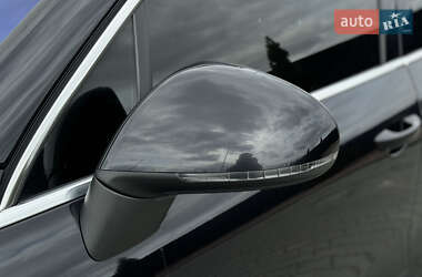 Внедорожник / Кроссовер Volkswagen Touareg 2013 в 