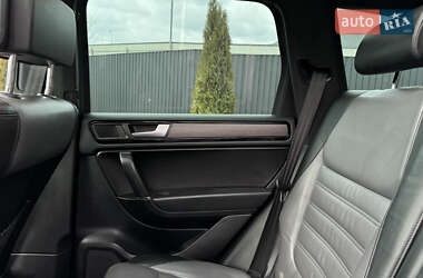 Внедорожник / Кроссовер Volkswagen Touareg 2013 в 