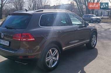 Внедорожник / Кроссовер Volkswagen Touareg 2010 в 