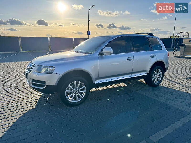 Позашляховик / Кросовер Volkswagen Touareg 2006 в 