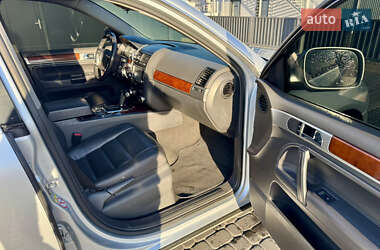 Позашляховик / Кросовер Volkswagen Touareg 2006 в 