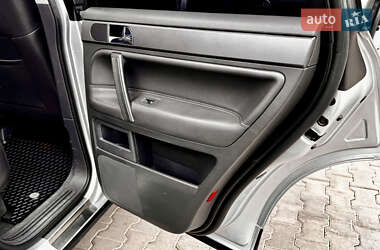 Позашляховик / Кросовер Volkswagen Touareg 2008 в 