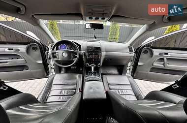Позашляховик / Кросовер Volkswagen Touareg 2008 в 