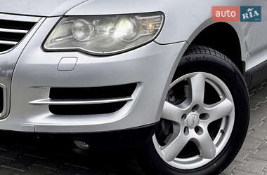 Позашляховик / Кросовер Volkswagen Touareg 2008 в 