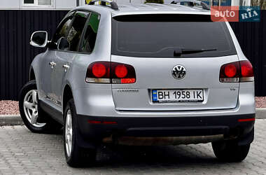 Позашляховик / Кросовер Volkswagen Touareg 2008 в 