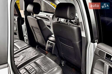 Позашляховик / Кросовер Volkswagen Touareg 2008 в 
