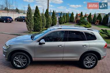 Внедорожник / Кроссовер Volkswagen Touareg 2016 в 