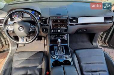 Внедорожник / Кроссовер Volkswagen Touareg 2016 в 