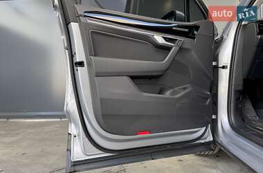 Позашляховик / Кросовер Volkswagen Touareg 2021 в 