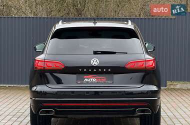 Позашляховик / Кросовер Volkswagen Touareg 2018 в 