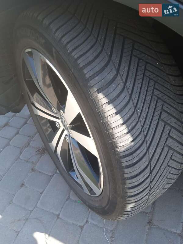 Внедорожник / Кроссовер Volkswagen Touareg 2012 в Первомайске фото 15 Внедорожник / Кроссовер Volkswagen Touareg 2012 в Первомайске