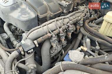 Позашляховик / Кросовер Volkswagen Touareg 2012 в 