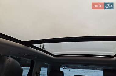 Позашляховик / Кросовер Volkswagen Touareg 2012 в 