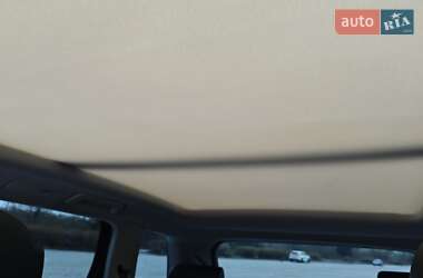Позашляховик / Кросовер Volkswagen Touareg 2012 в 