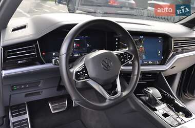 Внедорожник / Кроссовер Volkswagen Touareg 2020 в 