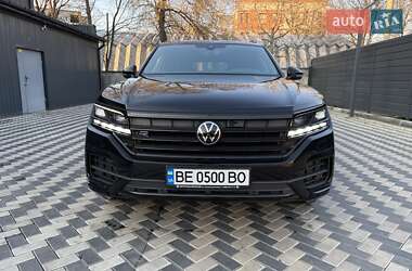 Позашляховик / Кросовер Volkswagen Touareg 2023 в 
