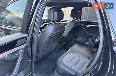 Позашляховик / Кросовер Volkswagen Touareg 2023 в 