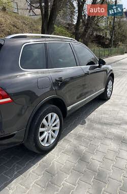 Позашляховик / Кросовер Volkswagen Touareg 2012 в Тернополі