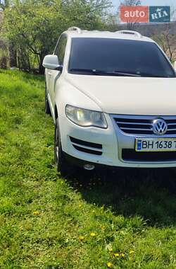 Позашляховик / Кросовер Volkswagen Touareg 2008 в 