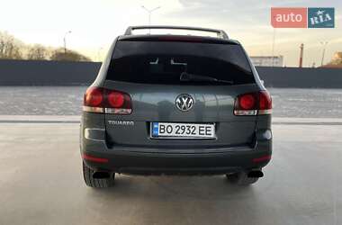 Позашляховик / Кросовер Volkswagen Touareg 2005 в 